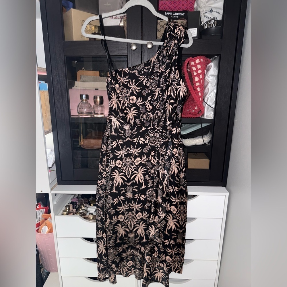 Laundry by Shelli Segal One-Shoulder Satin Midi-Dress